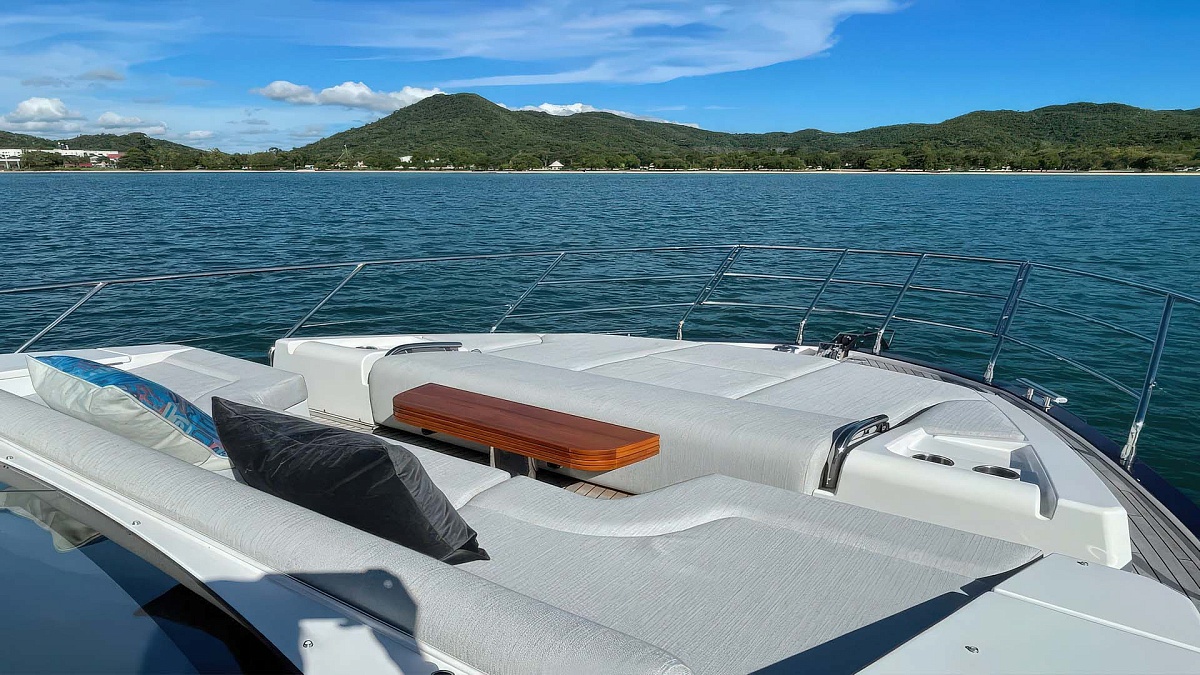 Аренда яхты Azimut 60 Mare на Пхукете